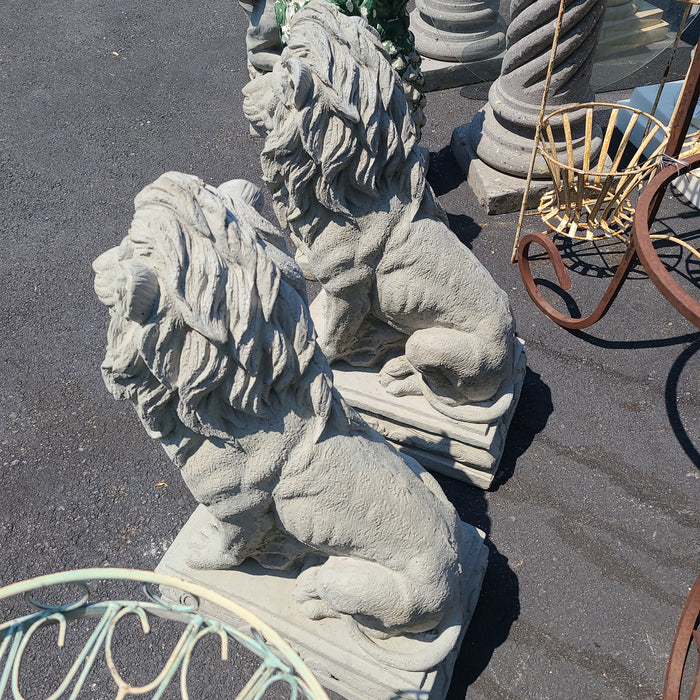 PAIR OF CONCRETE LIONS