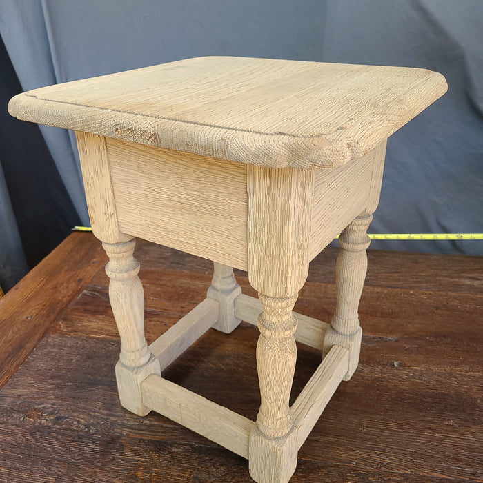 TINY RAW OAK DRAWER STAND