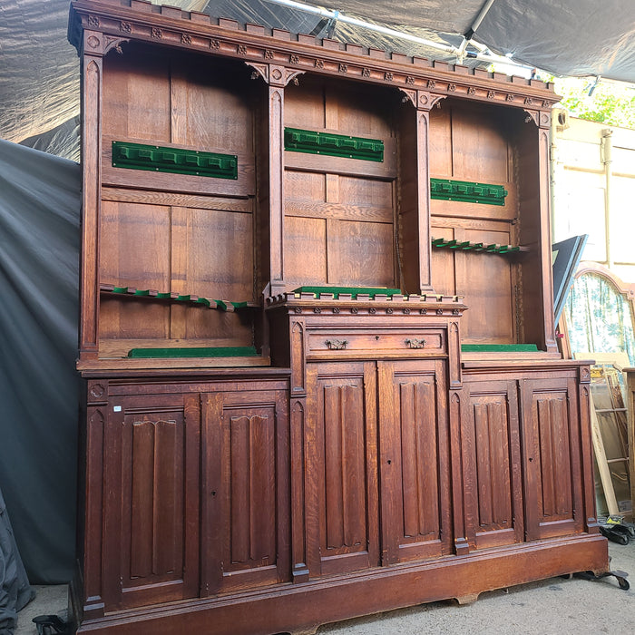 LARGE GOTHIC OAK BOOKCASE OR GUN CASE