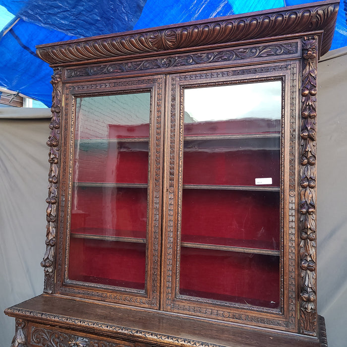 ENGLISH OAK STEP BACK LION MASK 19TH C. BOOKCASE