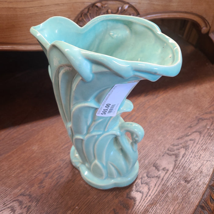 SEAFOAM GREEN SWAN MCCOY VASE
