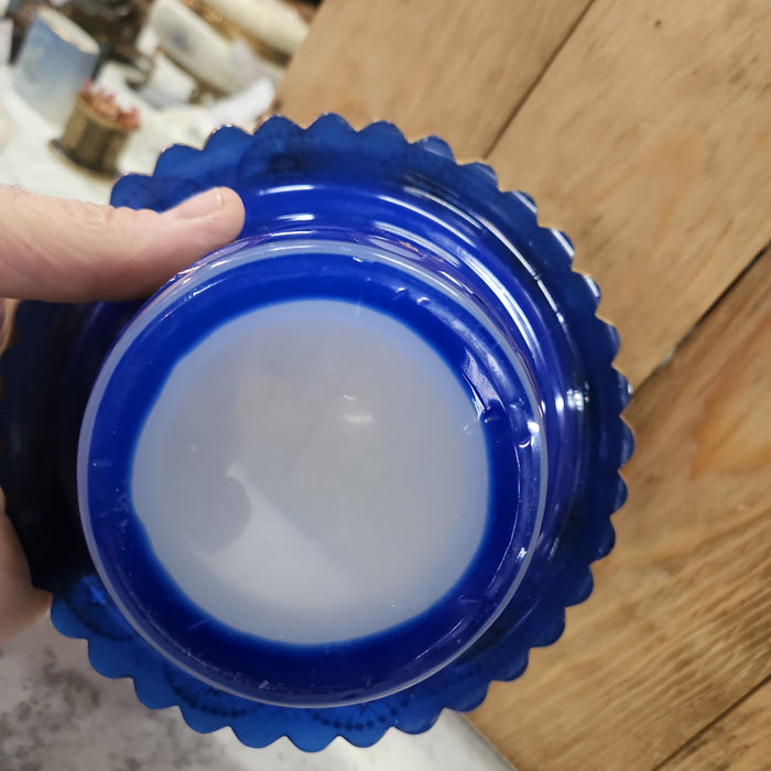 BLUE OPALINE BOWL WITH GOLD DETAIL