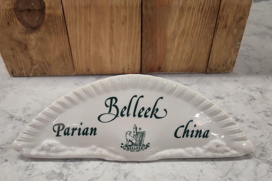 BELEEK SIGN