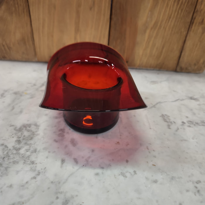 RUBY RED GLASS TOP HAT TOOTHPICK