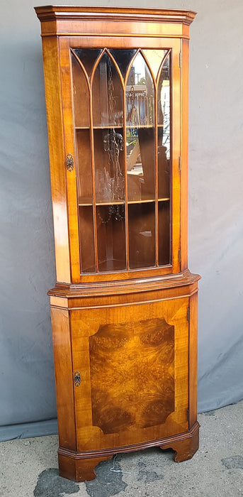 ENGLISH WALNUT CORNER CABINET WITH GOTHIC ATCHES