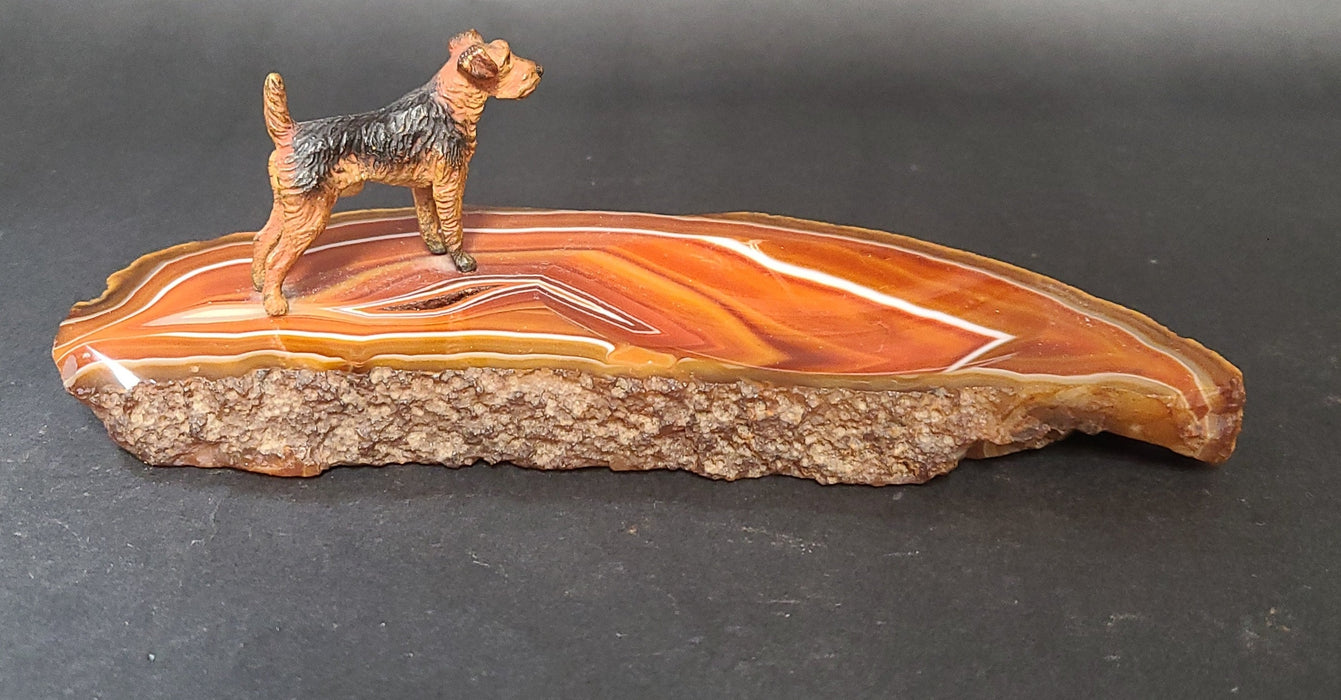 GEODE TRAY WITH SMALL TERRIER