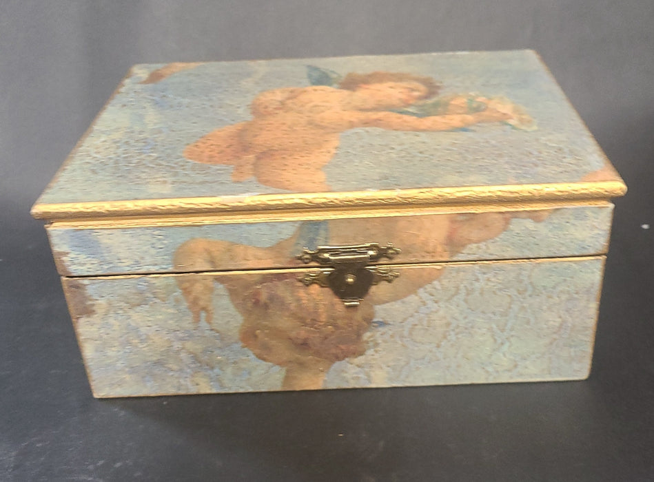 CHERUB DECOUPAGE BOX