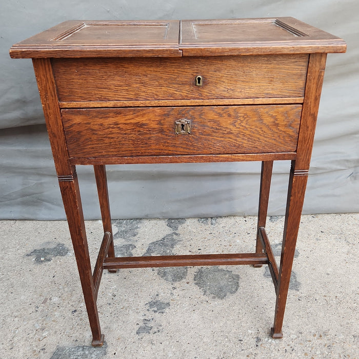 OAK ARTS AND CRAFTS LIFT TOP WORK TABLE