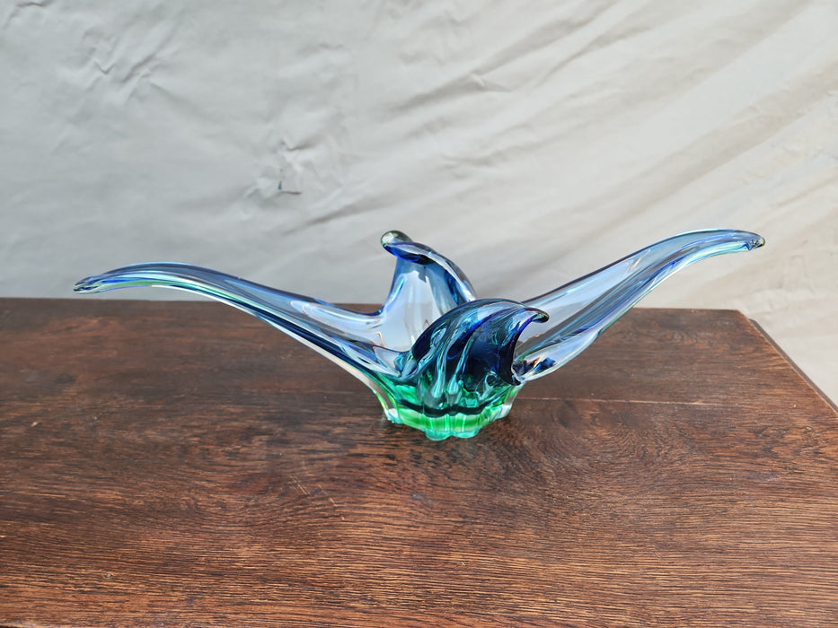 ART GLASS BLUE AND GREEN CENTERPIECE