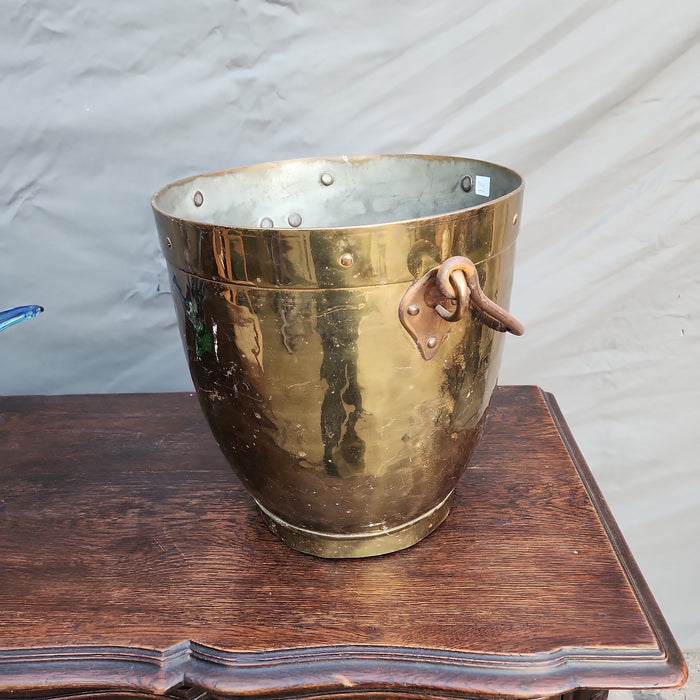 LARGE ROUND TAPERED BRASS POT WITH IRON HANDLE