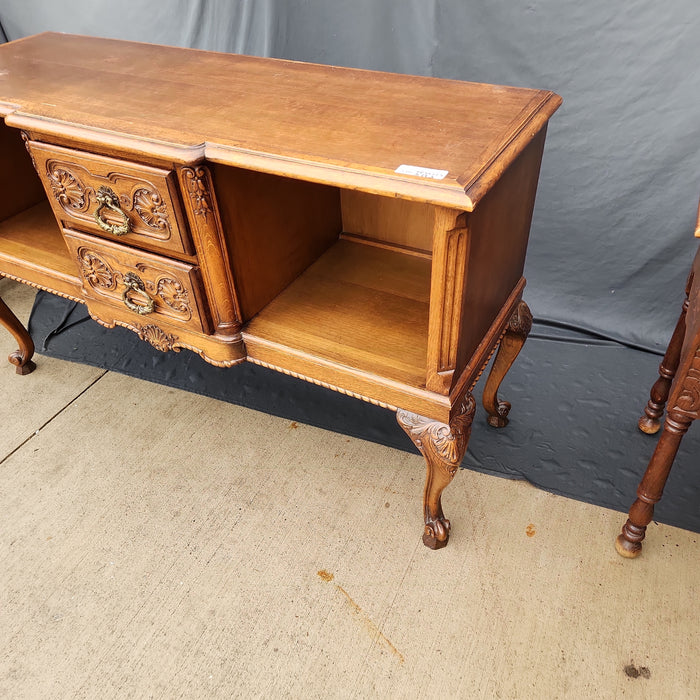 AS FOUND COUNTRY FRENCH OAK LOW SHALLOW CONSOLE WITH NICHES