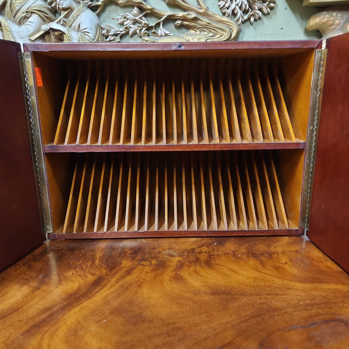 LEATHER FAUX BOOKS CD HOLDER