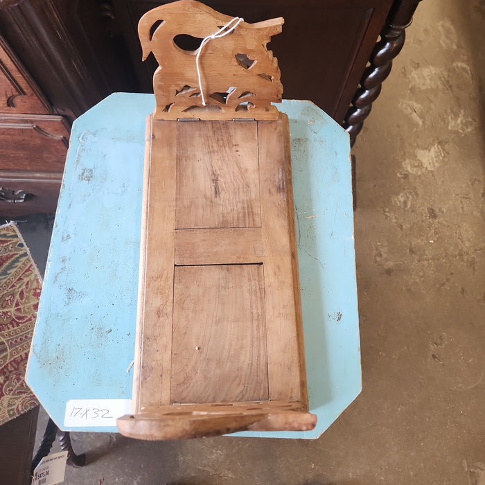 CARVED BIRD ADJUSTABLE BOOK STAND