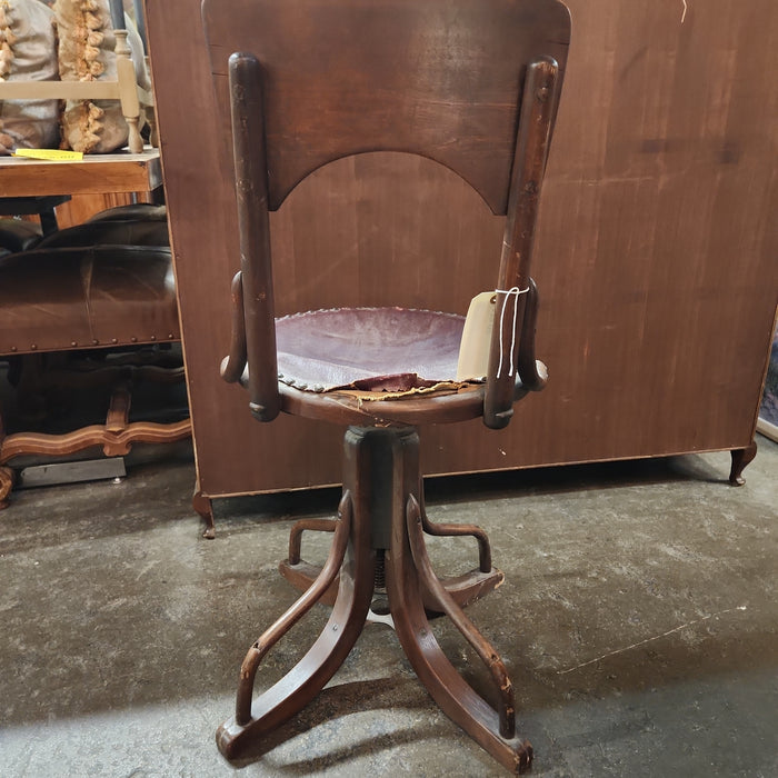 ANTIQUE BENTWOOD SWIVEL OFFICE CHAIR