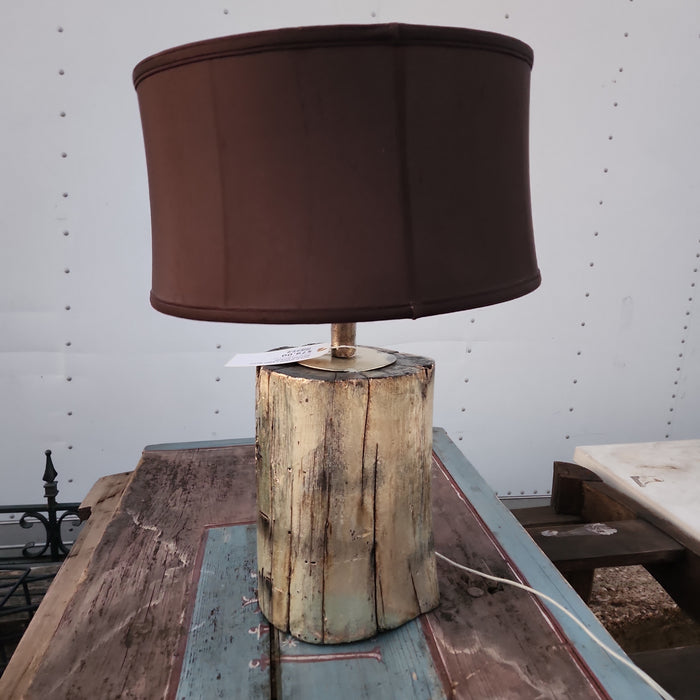 GOLD WOOD LAMP WITH BROWN SHADE