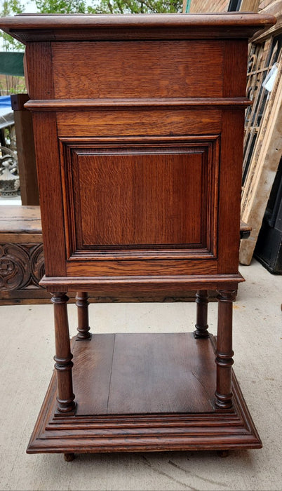HENRY II OAK PARQUET TOP NIGHT STAND