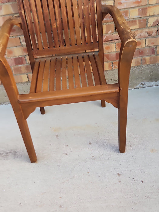 TEAK ARM CHAIR