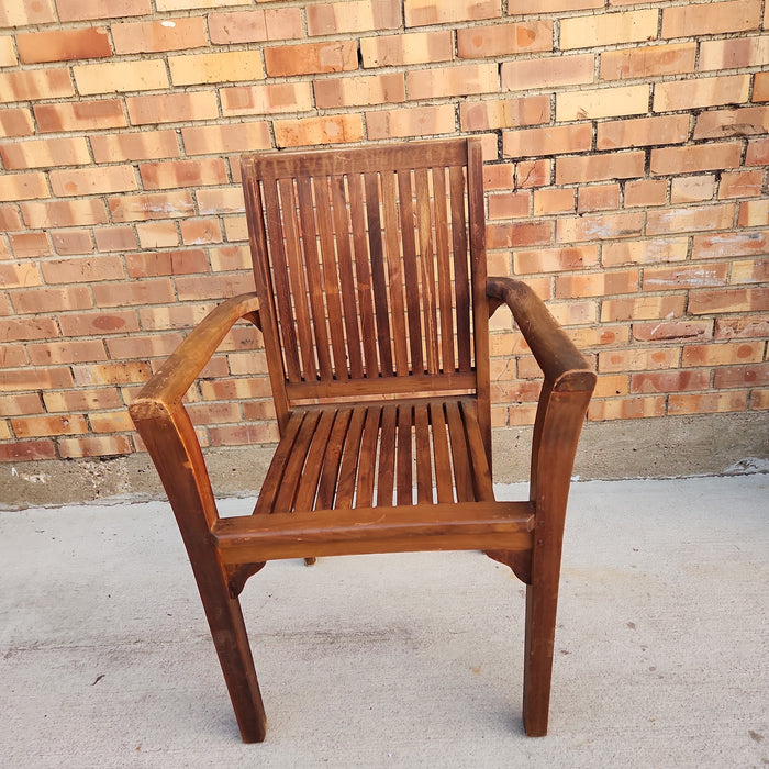 TEAK ARM CHAIR