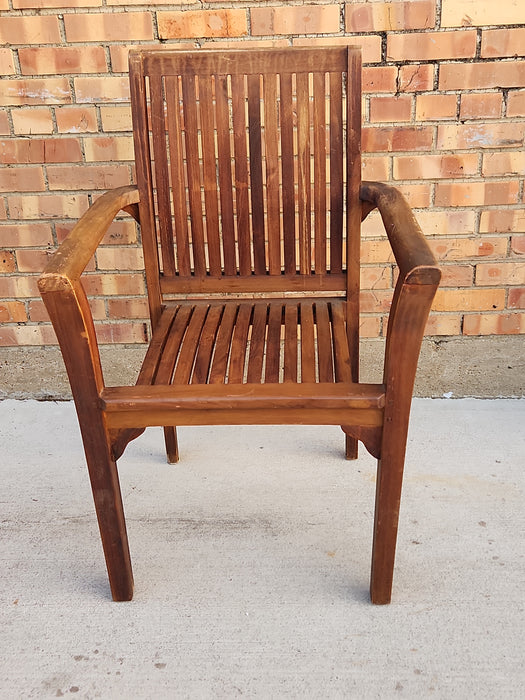 TEAK ARM CHAIR