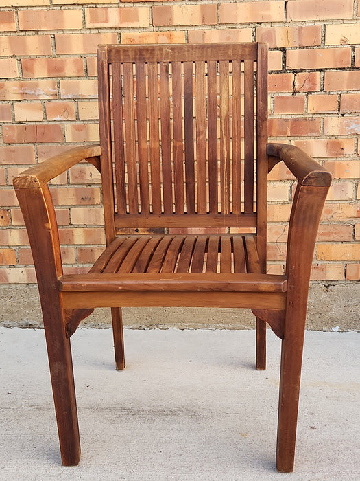 TEAK ARM CHAIR