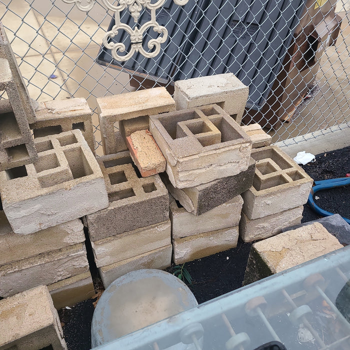 DECORATIVE SIXTIES CEMENT BLOCKS EACH