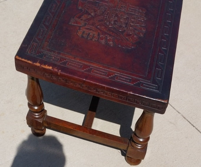 RECTANGULAR COFFEE TABLE WITH EMBOSSED LEATHER TOP PAZMINO