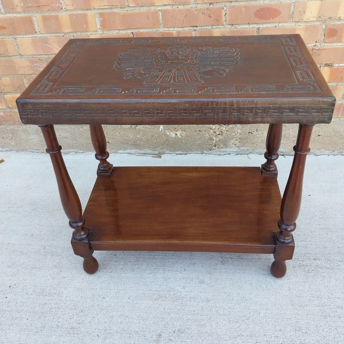 RECTANGULAR SIDE TABLE WITH EMBOSSED LEATHER TOP