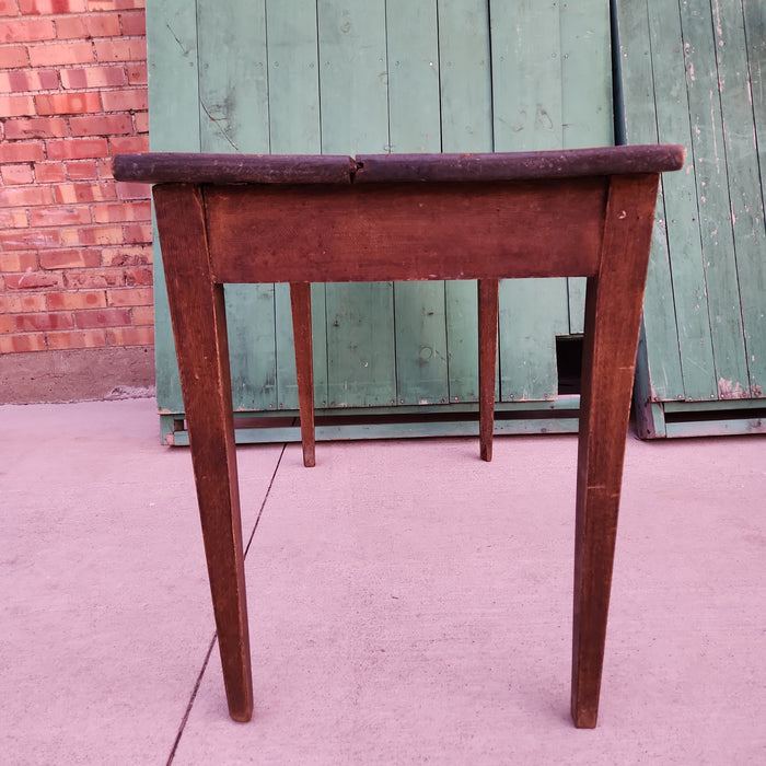 SMALL TAPER LEG EARLY PINE TABLE