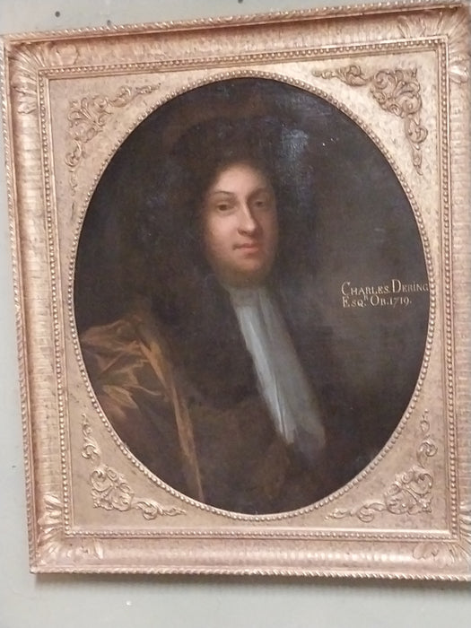 LARGE GILT FRAMED 18TH CENTURY OIL PAINTING OF A MAN