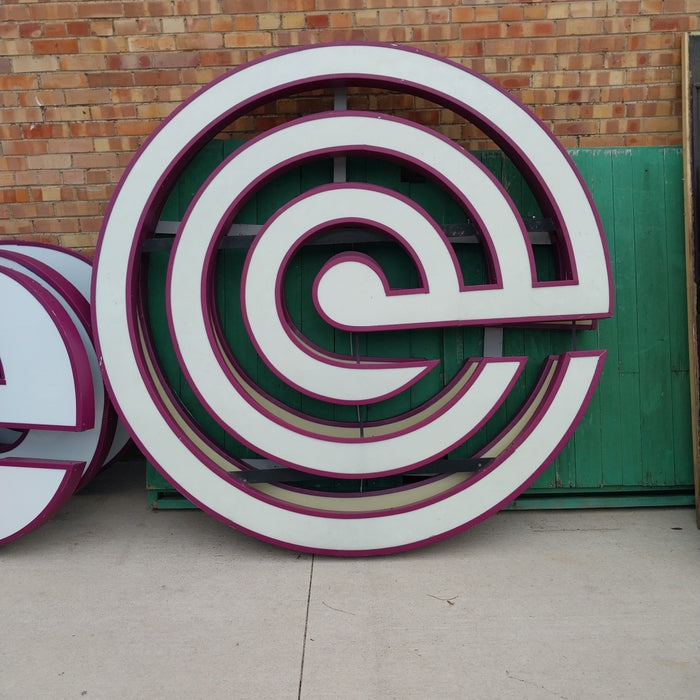 CHANNEL LETTER C NSIDE OF E