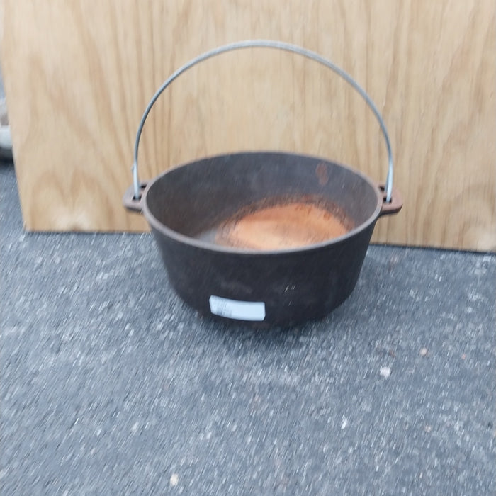 CAST IRON KETTLE WITH WIRE HANDLE - AS FOUND