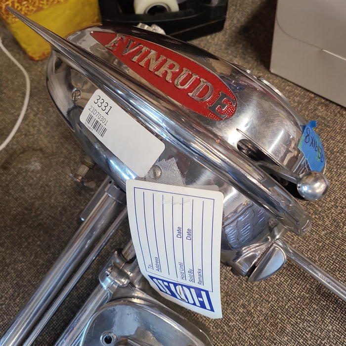 EVINRUDE TINY CHROME MOTOR