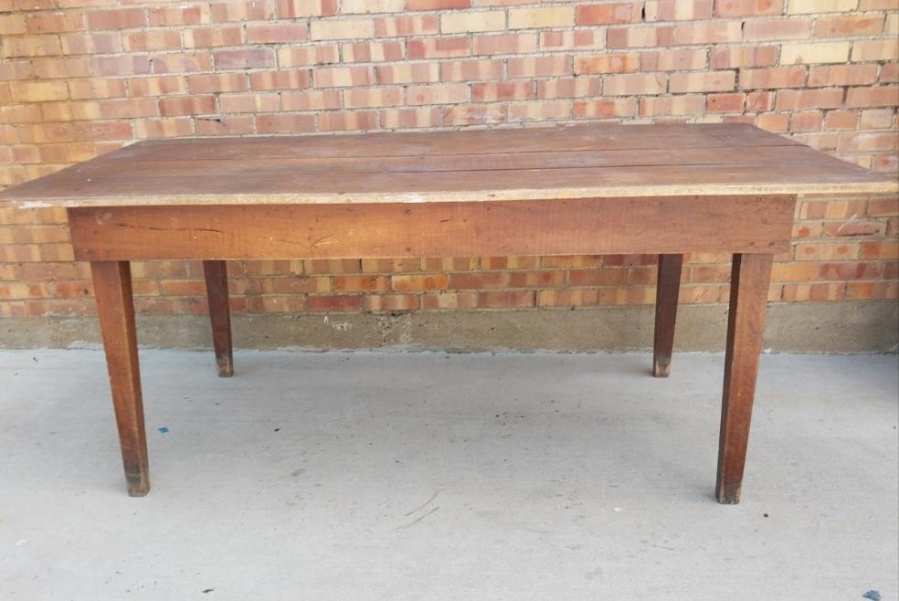 RUSTIC WALNUT PLANK TOP TAPER LEGGED FARM TABLE