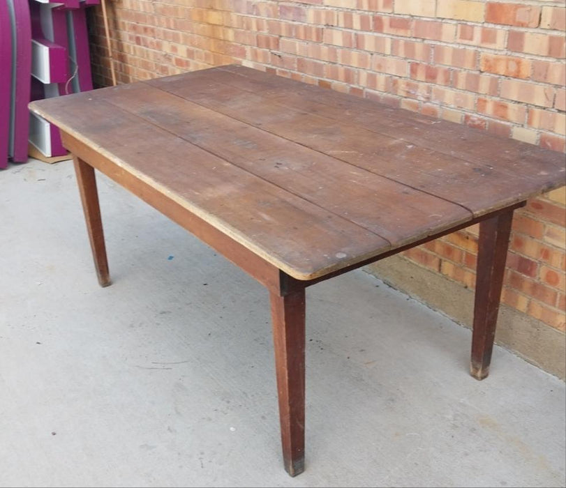 RUSTIC WALNUT PLANK TOP TAPER LEGGED FARM TABLE