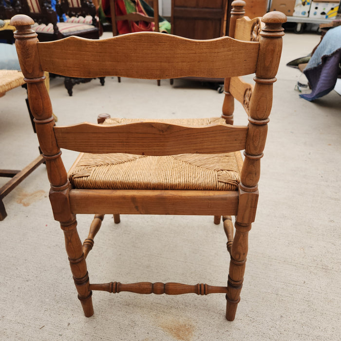 LADDER BACK RUSH SEAT OAK CORNER CHAIR