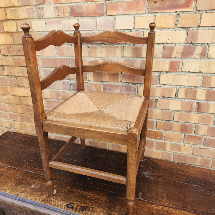 PAIR OF LADDER BACK RUSH SEAT CORNER CHAIRS