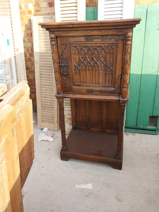 NEO GOTHIC LINEN FOLD AND TRACERY CARVED CABINET