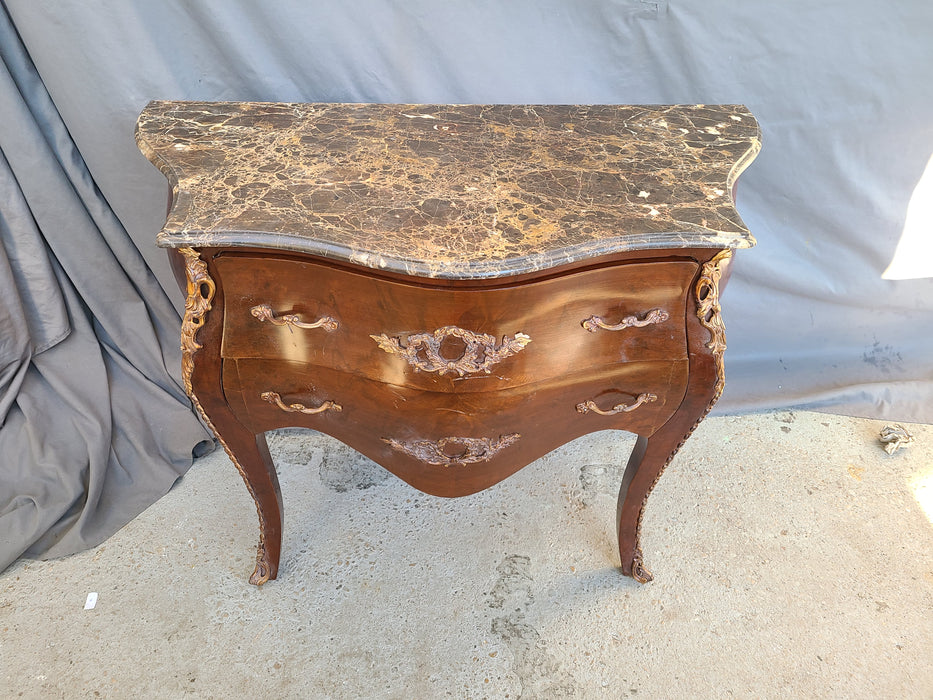 LARGE EMPERADOR BOMBE CHEST WITH BROWN MARBLE TOP