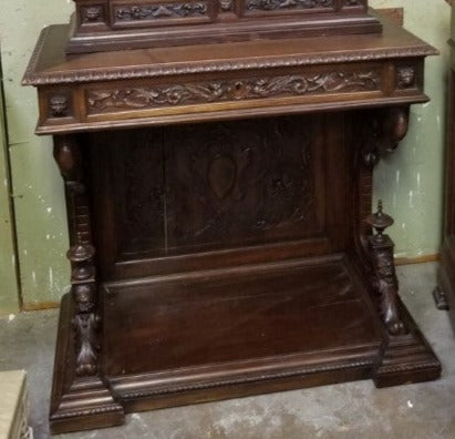 FINELY CARVED FRENCH CONSOLE