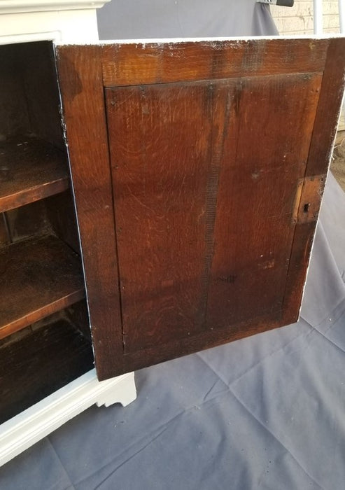 WHITE PAINTED GEORGIAN OAK 19th CENTURY CABINET