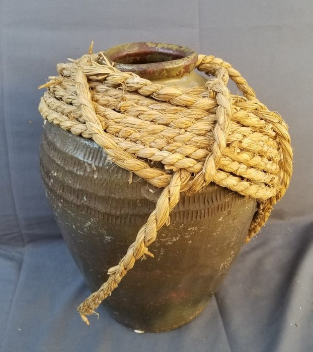 LARGE POTTERY OLIVE JAR WITH INCISING AND ROPE-decor