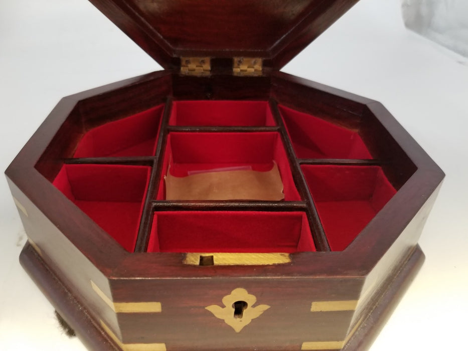 SET OF 3 FITTED OCTAGON SHAPED BOXES WITH HINGED LIDS