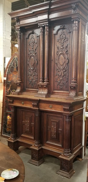 MONUMENTAL 19TH CENTURY OAK 4 DOOR CABINET FROM NORTHERN FRANCE