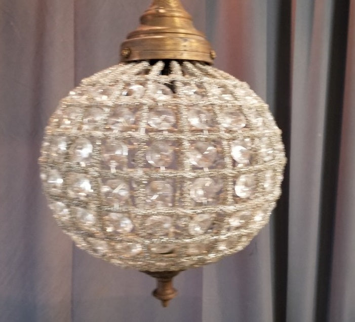 SMALL CRYSTAL PRISM GLOBE CHANDELIER