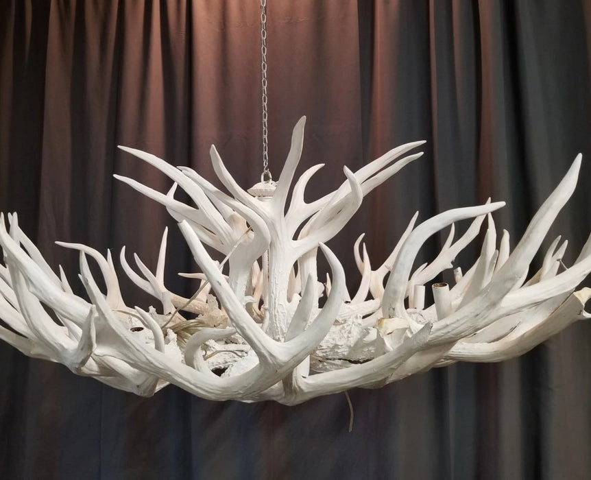 LARGE WHITE RESIN ANTLER CHANDELIER AS IS