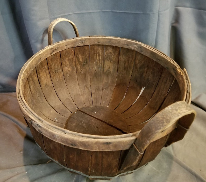 WOOD BASKET WITH HANDLES