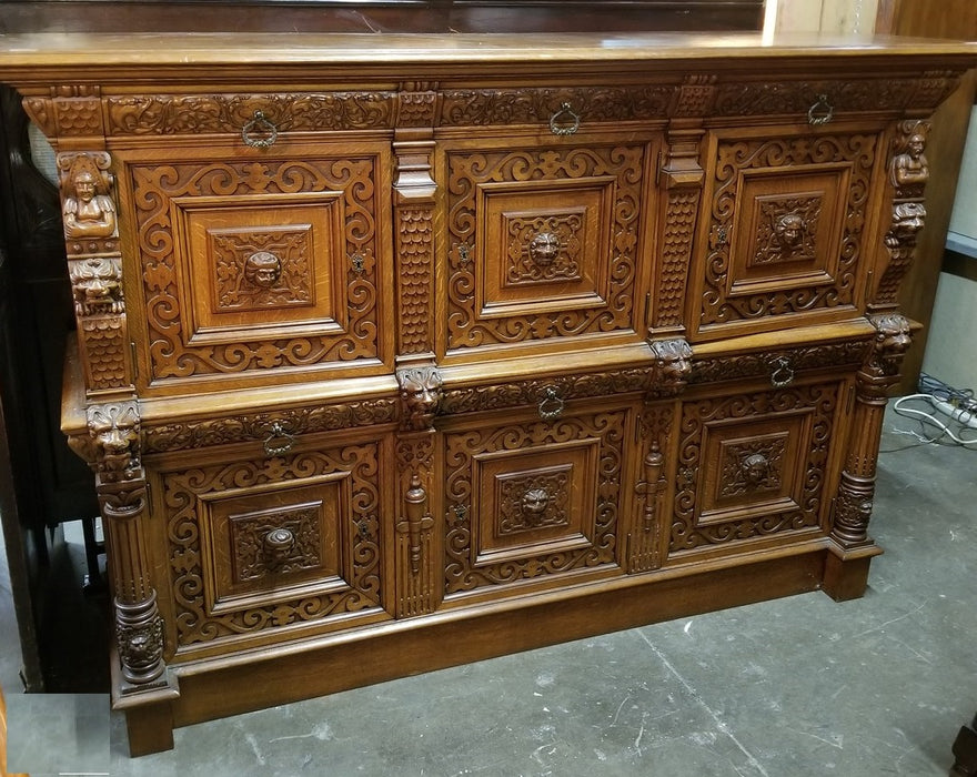 MECHILEN LONG 2 PIECE CABINET WITH LIONS