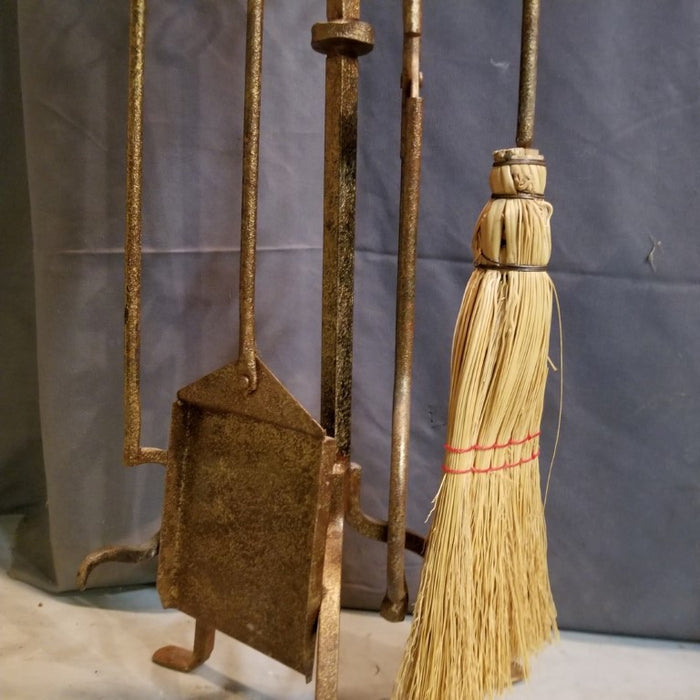 GOLD METAL FIRE TOOL SET WITH STAND