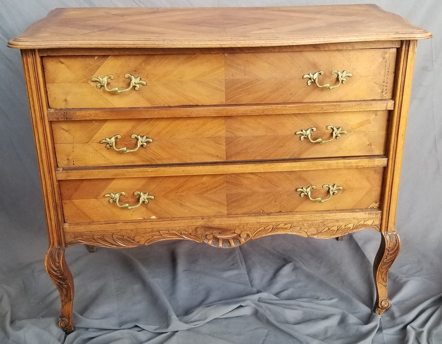 LOUIS XV STYLE CHEST WITH 3 DRAWERS
