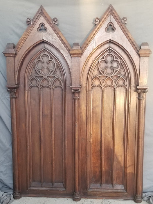 LARGE GOTHIC PANEL WITH QUATREFOILS